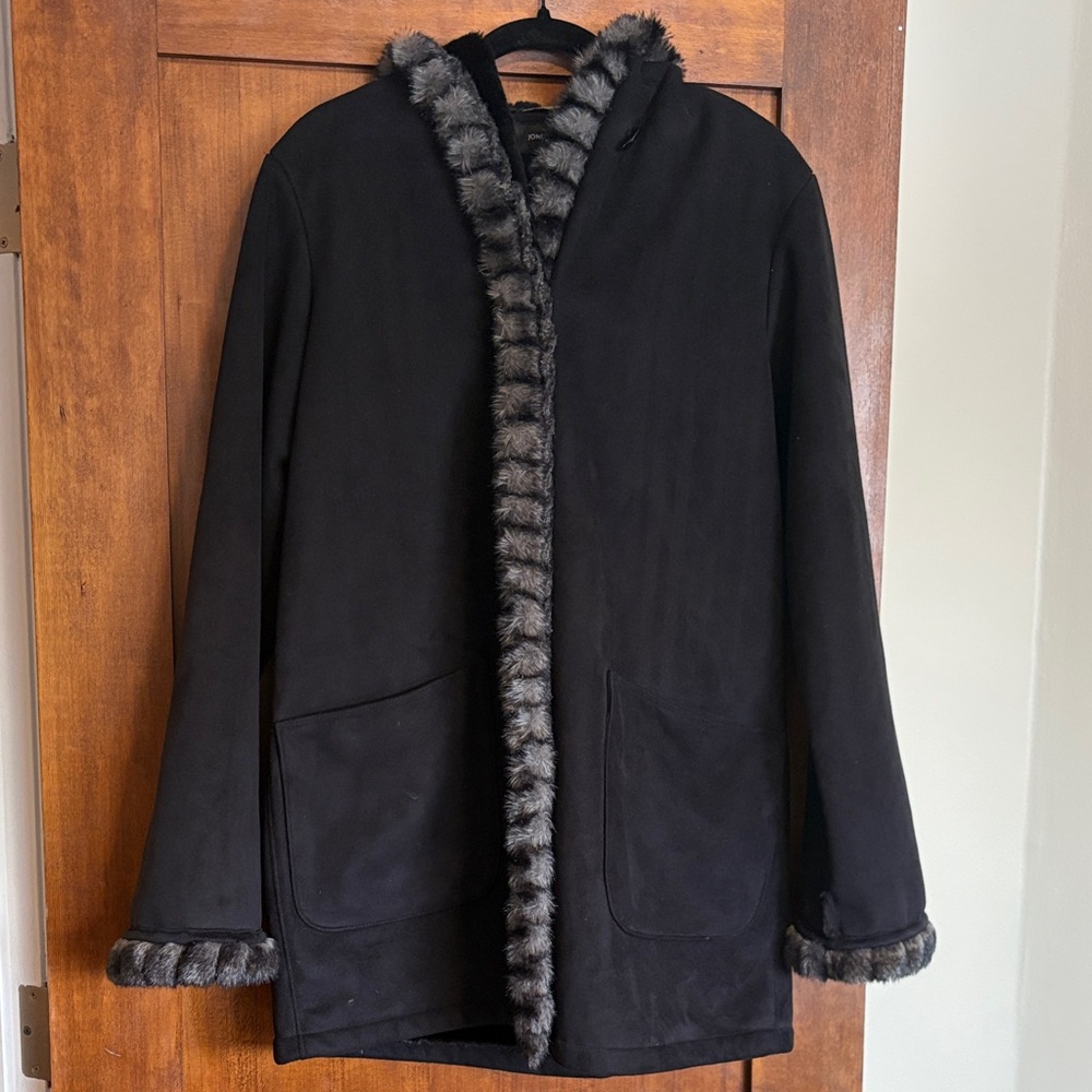 Jones New York Black Suede Jacket with Faux Fur Trim